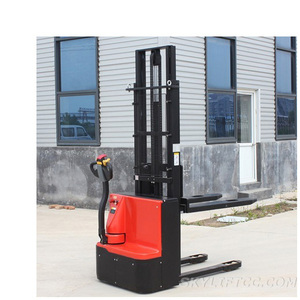 รถบรรทุกไฟฟ้า VNA พร้อมระบบนำทางด้วยสายไฟเพื่อการนำทางที่แม่นยำในสภาพแวดล้อมคลังสินค้าทางเดินแคบ - Product Image 1