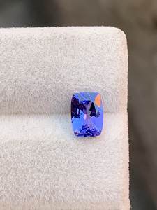 Tanzanite bleue naturelle, taille variée, pierre de naissance de décembre, pierre précieuse en vrac de 2,00 carats, certifiée par un tiers pour la fabrication de bijoux et de bagues - Product Image 4