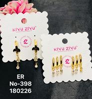 Anting-anting stud berlapis emas premium dari baja tahan karat dengan berlian Amerika dan mutiara |   Perhiasan Pernikahan Wanita Geometris Trendi Grosir