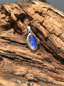 Collar con colgante de plata de ley 925, colgante delicado, collar de piedras preciosas, joyería hecha a mano, regalos de Navidad para ella - Product Image 4