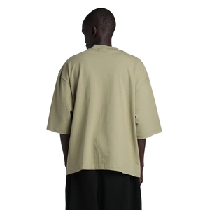 T-shirt oversize vert sauge pour homme, col montant, coupe carrée, épaules tombantes, en coton, style streetwear, vente en gros - Product Image 4