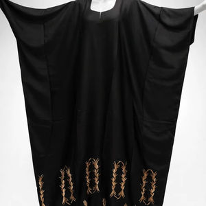 Abaya élégante pour femmes Zaynab, longue jusqu'au sol, avec broderie, en polyester respirant, manches longues, pour un usage quotidien - Product Image 5