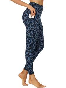 Legging de sport taille haute en maille respirante, effet sculptant, pour fitness, course et yoga, avec effet push-up fessier et froncé - Product Image 3