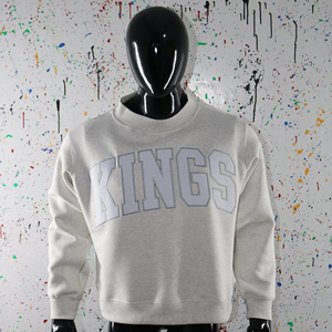 Sudadera KINGS HEATHER GREY con cuello alto, 100% BLANCA, con apliques bordados, cuello ancho, hilos finos - Product Image 1