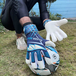 Gants de gardien de but professionnels SILVER SEA SPORTS 2025 Strong Grid, hybrides, à doigts plats, en latex allemand, respirants, avec adhérence optimale. - Product Image 2