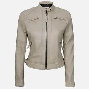 แจ็คเก็ตบอมเบอร์หนังแท้สไตล์วินเทจสำหรับผู้หญิง สีเบจ พิมพ์โลโก้ตามสั่ง รุ่นใหม่ RTS พร้อมคุณสมบัติกันน้ำ - Product Image 1