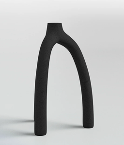Nouveauté 2026 – Porte-bougie noir créatif à 3 bras en forme d'arête de cheval, style nordique contemporain pour salon et cheminée - Product Image 2