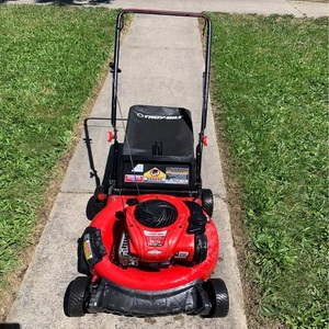 Tondeuse à gazon rouge à essence, 21 pouces, moteur robuste, Troy-Bilt TB110, garantie 1 an - Product Image 4