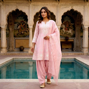 Traje Salwar de Diseñador de Última Moda para Mujer, para Bodas y Fiestas, de Proveedor y Exportador Indio - Product Image 1