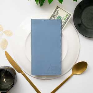 Tarjetero Clásico de Cuero Genuino Hecho a Mano de Lujo al por Mayor, con Logotipo Personalizado, Ligero y Resistente al Agua para Restaurantes y Hoteles - Product Image 2