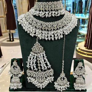 Parures de bijoux traditionnels indiens en pierre blanche, élégantes, pour mariage, colliers et coiffures pour femmes - Product Image 1