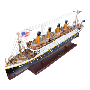 C013 - Maqueta de Barco Titanic de Cedro Náutico, Pintada a Mano, con Base de Exhibición de Madera, Artículo Coleccionable, Decoración, Regalo, Venta al por Mayor, 83Lx9Wx32H cm - Product Image 3