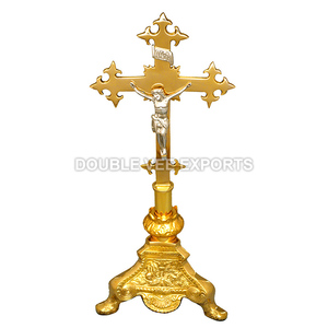 Crucifijo Ornamentado Chapado en Oro |   Cruz de Altar Católica – DOUBLE VEE EXPORTS - Product Image 2
