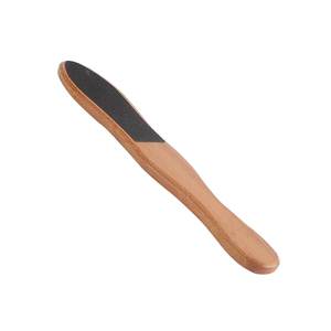 Limas de Pedicura de Alta Calidad con Mango de Madera, Limas Profesionales para Uso en Salón, Fabricación al por Mayor, Raspadores para Piel Dura - Product Image 3