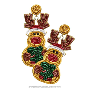 Boucles d'oreilles pendantes tendance motif fleur bohème en perles de rocaille, design alimentaire original, détail moutarde, style affirmé, pour soirée, cadeau mode - Product Image 3