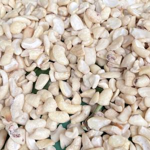 Manufacturing Cashew W240 Cashew <b>Nuts</b> Bulk Cashew <b>Nuts</b> Wholesale Exported To Eu, Middle East, Asia From Santigo - Product Image 1