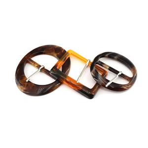 Anillos de Resina de Moda para Mujer - Ecológicos, Duraderos, de Primera Calidad, Acabado Brillante, Personalizables, para Cinturones - Product Image 1