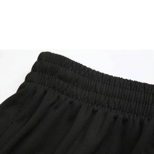 Uniforme de Fútbol Personalizado para Liga, Camiseta y Pantalones Cortos Ligeros para Clubes, Academias, Jugadores Jóvenes y Adultos - Product Image 3