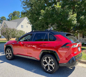 NOUVELLE ARRIVÉE : Toyota RAV-4 d'occasion, RAV-4 2.0L, hybride de bonne qualité, voiture pas chère à vendre - Product Image 1