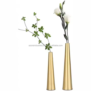Nouvel arrivage de vase à fleurs luxueux en métal fait à la main de haute qualité avec personnalisation par les industries Azora - Product Image 3