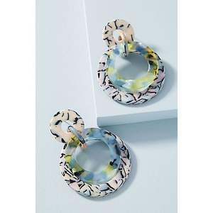 Boucles d'oreilles en résine de designer, bijoux de fête faits à la main de luxe avec une finition légère et durable - Product Image 4