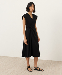 Produits Tendances Nouveautés Fabricant Vêtements de Mode Personnalisés Robe Modeste à Manches Courtes et Torsadée Robe Midi Décontractée Unie Printemps - Product Image 3