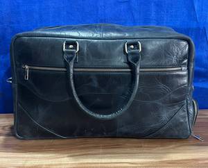 Bolsa de Viaje de Fin de Semana de Cuero con Logotipo Personalizado Vintage, Unisex, con Cierre de Cremallera, Asa Suave, Capacidad de 36-55L, Duradera - Product Image 1