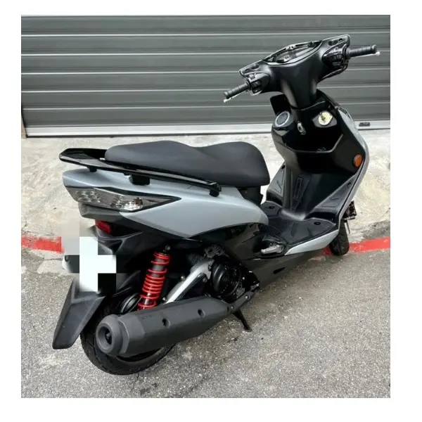 Подержанные мотоциклы и бензиновые скутеры для экспорта из Тайваня