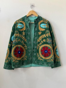 Veste Bohème en Velours Brodé Floral et Coton Écologique à Manches Longues et Col Rond Grande Taille pour Femme – Vêtement d'extérieur Décontracté Hiver - Product Image 1
