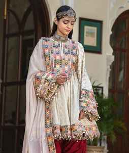 Precios al por mayor: Últimos vestidos vintage afganos Kuchi de corte A, hasta la rodilla, 100% poliéster, bordados, ropa de mujer, vestidos de boda - Product Image 4