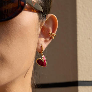 Conjuntos de Joyería para Mujer, Collar y Aretes con Corazón de Esmalte Rojo, Chapado en Oro de 18K, Acero Inoxidable, Marca Privada - Product Image 3
