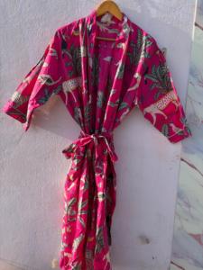 Bata de Baño Kimono de Lujo Unisex 100% Algodón con Estampado Floral, Cuello en V, Cierre con Cordón, Transpirable, Color Rosa, para Mujer, para la Playa - Product Image 1