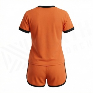 Conjunto Deportivo de 2 Piezas para Mujer, Camiseta de Manga Corta y Pantalones Cortos por Encima de la Rodilla, Cuello Redondo, Secado Rápido, Estampado Geométrico, Color Naranja - Product Image 2