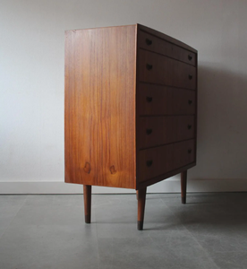 Armoire moderne en bois massif de fabrication indienne pour appartement et hôtel – Meuble de chambre durable au design écologique - Product Image 5