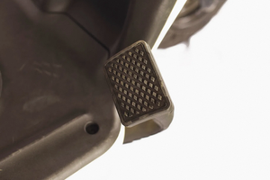 รถสามล้อไฟฟ้าอเนกประสงค์ราคาประหยัดรุ่นใหม่ปี 2025 ทำจากอลูมิเนียม พร้อมที่จับพลาสติก รับประกัน 3 ปี สำหรับผู้โดยสาร รับผลิตแบบ OEM และ DIY - Product Image 3