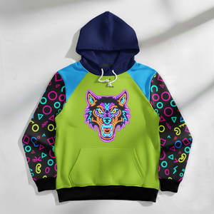 Sweat à capuche pour homme, style streetwear futuriste, design néon et manches à motif de circuits numériques, vif et technologique - Product Image 3