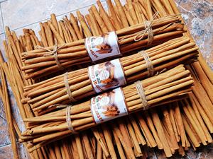 เวียดนามผู้ส่งออกบุหรี่ติด CASSIA/อบเชยที่มีคุณภาพที่ดีที่สุด95% กลิ้ง (มือถือ /Wa: + 84986778999เดวิด) - Product Image 2