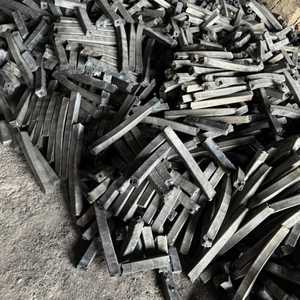 Carbón de Aserrín Cuadrado AVC Tipo A para Exportación Mundial, Sin Humo, Bajo en Cenizas, a Granel, Contenedor 40HQ, Caja de 10kg, para Barbacoa - Product Image 4