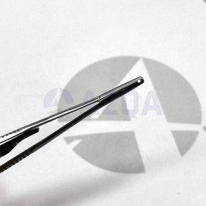 Pinzas de Piercing Castroviejo de Acero Inoxidable Duraderas para Labret Studs con Agarre de Bloqueo, Tamaños 1.2mm/1.6mm, Longitud de 5.5 Pulgadas - Product Image 2