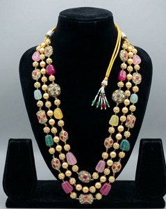 Conjunto de collar de 3 capas con cuentas de perlas multicolor, joyería nupcial india, aretes para mujer - Product Image 5