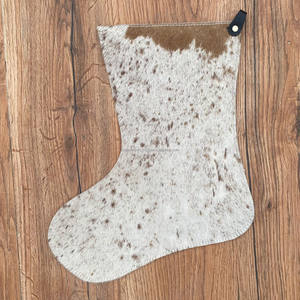 2024 nouveau 13 "petits bas de vacances de noël vente chaude Western peau de vache Floral usiné cuir papa arbre de noël bas - Product Image 3