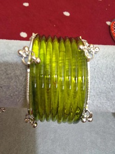 Bracelets tendance en verre gelée pour femmes, élégants et empilables, accessoires de poignet pour dames, bijoux modernes - Product Image 5