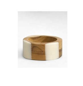 Ensemble de 4 anneaux de serviette en résine artisanale luxueuse 2025, designs uniques, couleurs vibrantes, écologiques, durables, élégants pour la salle à manger - Product Image 5