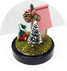 Maison de poupée Miniature 1:12 Accessoires de bricolage Miniature Merry Xmas Mini Bird House Pine Tree Dome with Base - Product Image 4