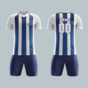 Uniforme de Fútbol Personalizado con Estampado por Transferencia de Calor, 100% Poliéster, Absorbente de Humedad, Estilo León, Manga Corta, Tallas Grandes - Product Image 4