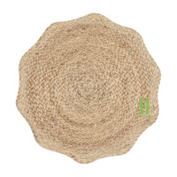 Nouvelle Tendance : Assiettes de Présentation et Sets de Table Écologiques en Bambou Tressé à la Main Style Bohème Festonné pour Décoration de Table de Mariage – Vietnam