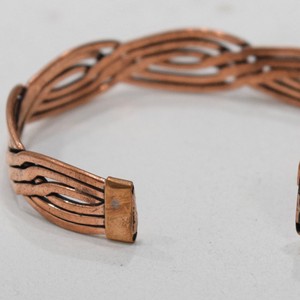 Bracelet artisanal en cuivre pur, maille tressée en fil de cuivre, bijou de guérison pour hommes et femmes, uni - Product Image 1