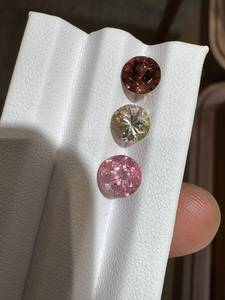 Zehra Gems Jewellery - Turmalina 100% Natural de 7 mm, 3 Piezas, 5.10 CT, Corte Brillante, Color Mixto, Gema Suelta con Juego de Color Africano - Product Image 6