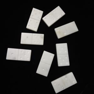 Nouvelles tuiles de dominos en marbre faites à la main avec points dorés incrustés, coffret cadeau de luxe, ensemble de tuiles de dominos avec boîte de rangement blanche - Product Image 3