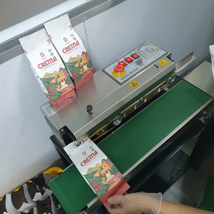 กาแฟเมล็ดคั่วกลาง-เข้ม 1 กก. ขายส่ง ยอดนิยม 70% โรบัสต้า 30% อาราบิก้า รสชาติแบบอิตาเลียนแท้ - Product Image 1